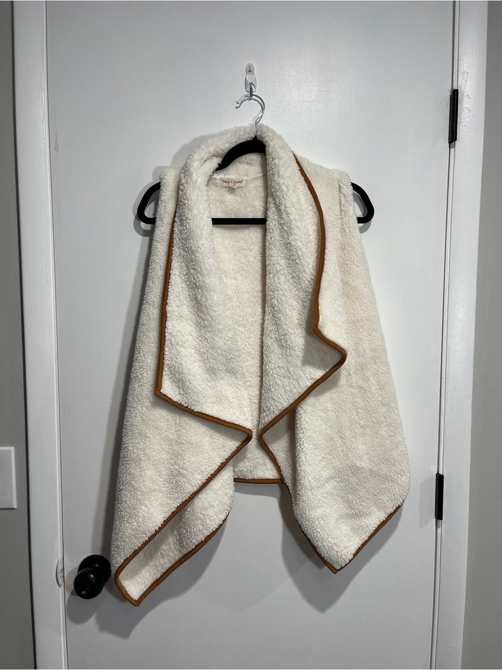 Song N Spirit Sherpa Wrap Vest Cream Ivory Brown Trim XL Cozy Boho